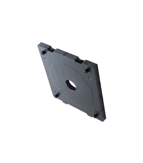 End-plates with hole